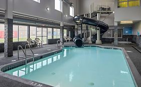 Home Inn & Suites Regina Airport